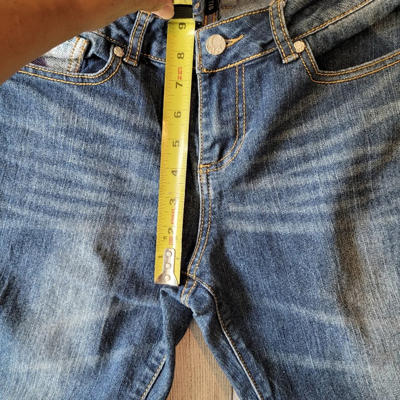 Coogi Women's Distressed Skinny Jeans •Size 7/8• - Picture 10 of 11